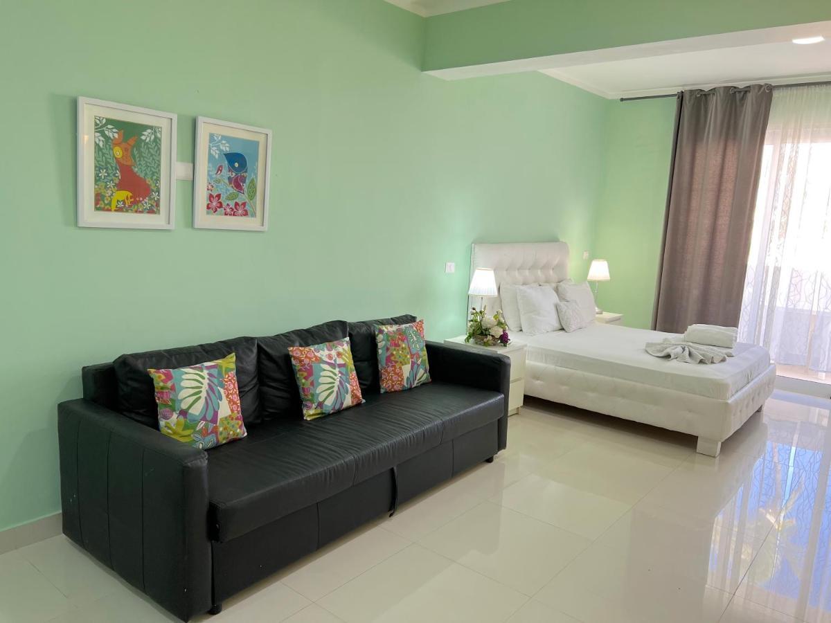 Vacation Studios With Rooftop Pool, Beach Club, Spa, Restaurants - Ducassi Collection - Playa Los Corales Punta Cana Eksteriør billede